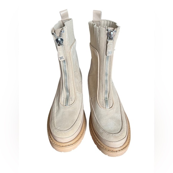 NWOB Sam Edelman Women's Leone Chelsea Boot - Picture 3 of 10